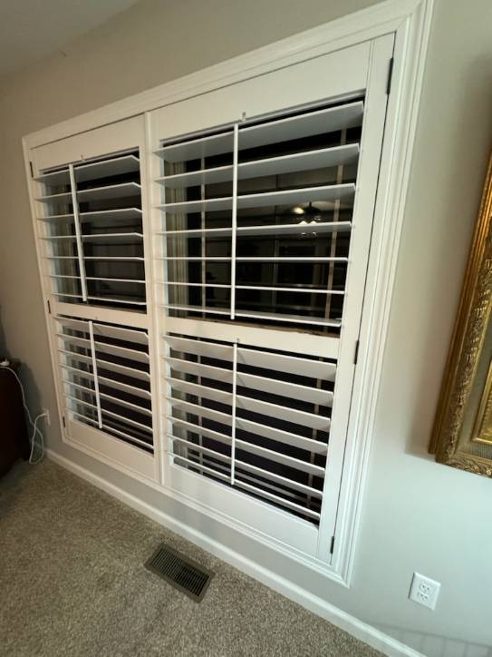Tier-on-tier shutters — Bedroom